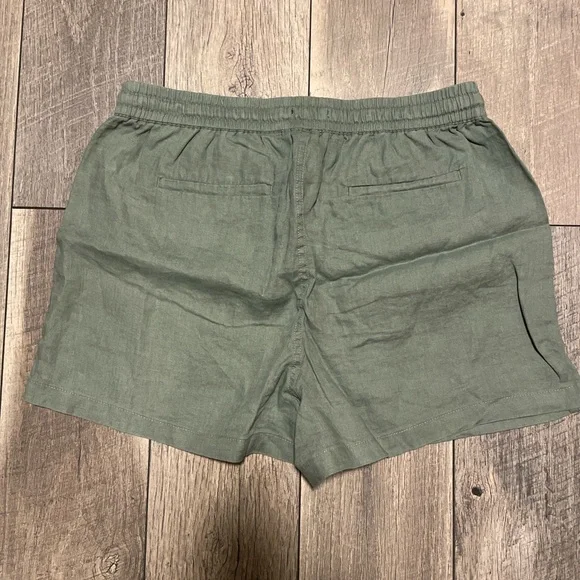 Quince Women’s Olive Green Linen Blend Drawstring Shorts - Picture 2 of 3